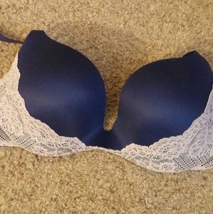 Victoria's secret bra